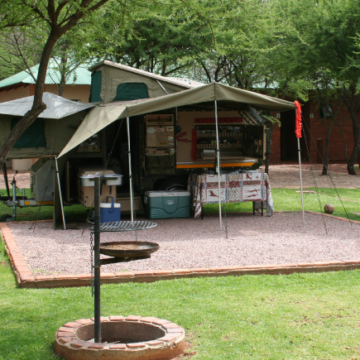 Mbizi Game Lodge & Spa