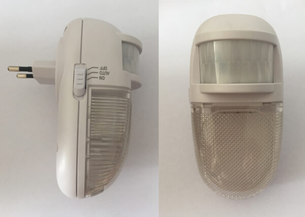 Night sensor light