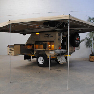 Bush Lapa Vlooi Caravan
