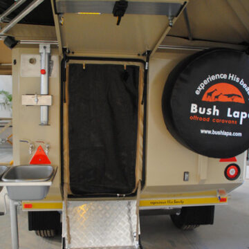 Bush Lapa Vlooi Caravan
