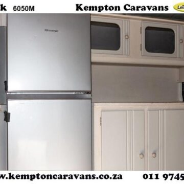 2000  Jurgens Expo Caravan (On road)
