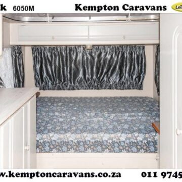 2000  Jurgens Expo Caravan (On road)