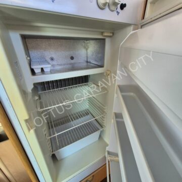 2002 Gypsey Regal Sapphire