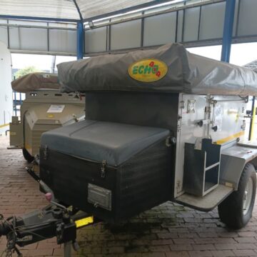 2006 Echo trailer