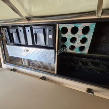 2007 Conqueror Conquest Off-Road Camping Trailer