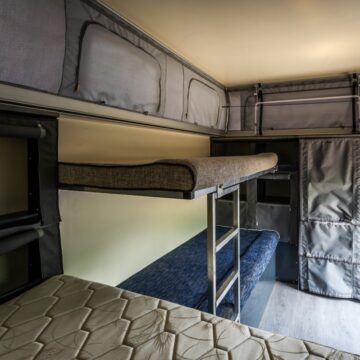 Stealth Overlander OVL 574 Bunk