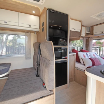Discoverer 6 Motorhome