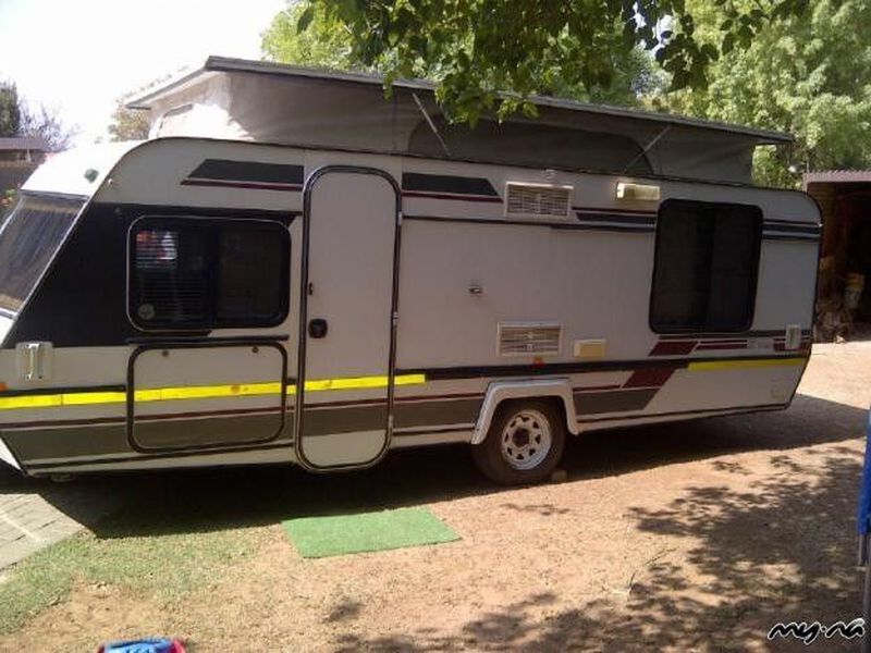 1993 – 1994 Jurgens Gazelle 610 LP caravan