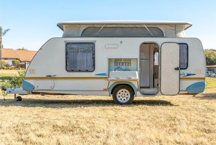 2004 Sprite Splash caravan
