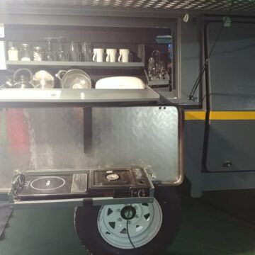 AHA 15-Slide-On Camper (with Chassis)