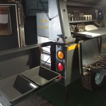 AHA 15-Slide-On Camper (with Chassis)