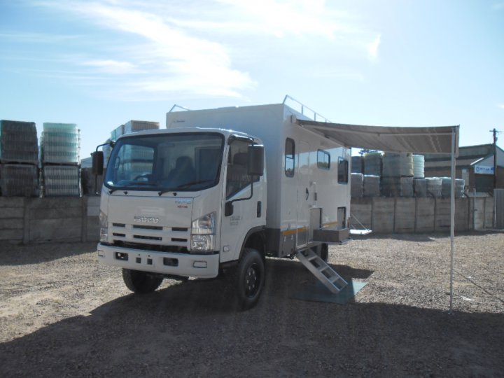 Addax single-cab