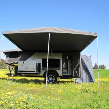 Armadillo Plus Caravan