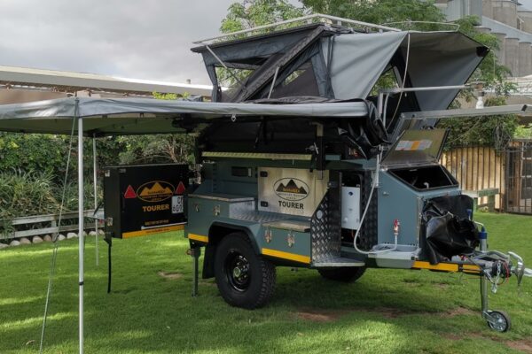 Bushwakka-Safari-Tourer-4×4-Off-Road-Camper-Trailer