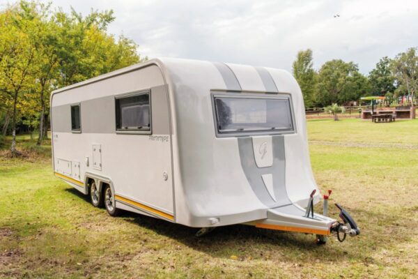 Custom-Campers-Gray-Caravan
