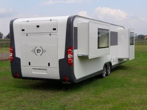 Destination-Dream-caravan