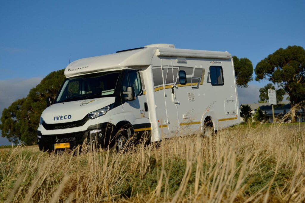 Discoverer Deluxe