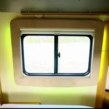 Discoverer Deluxe Motorhomes