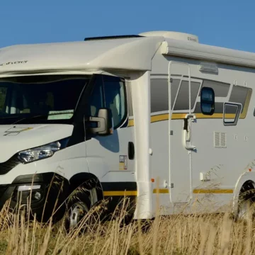 Discoverer Deluxe Motorhomes