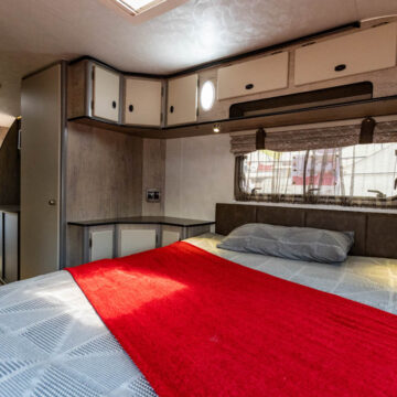 Quantum Oasis Caravan