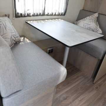 Quantum Pinnacle Caravan