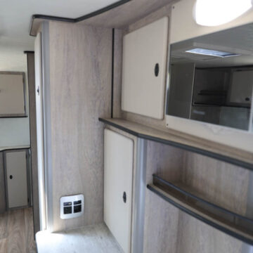 Quantum Pinnacle Caravan