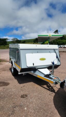 Skipper-Shor-_E2_80_98T-Caravan-5-1-rotated