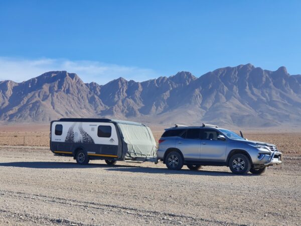 Stealth-Bush-Lodge-Caravan