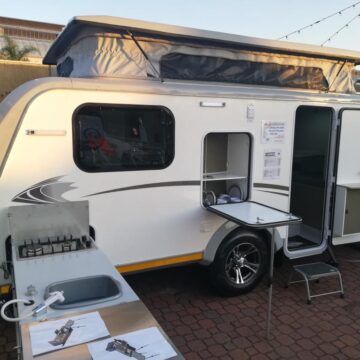 Stealth caravans EVO XHR 594 (4 Sleeper)