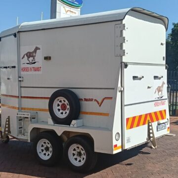 Used Venter Royal Horsebox Trailer