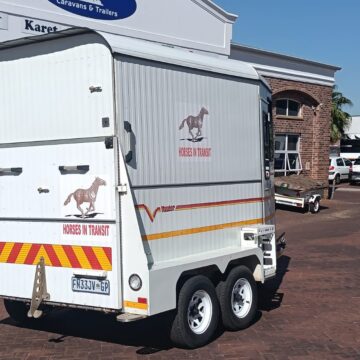 Used Venter Royal Horsebox Trailer